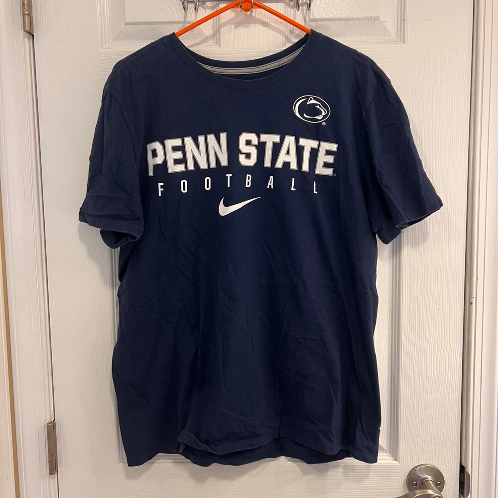 Nike Penn State‎ Football T-Shirt Mens Large Navy Blue Athletic Cut Cotton Tee